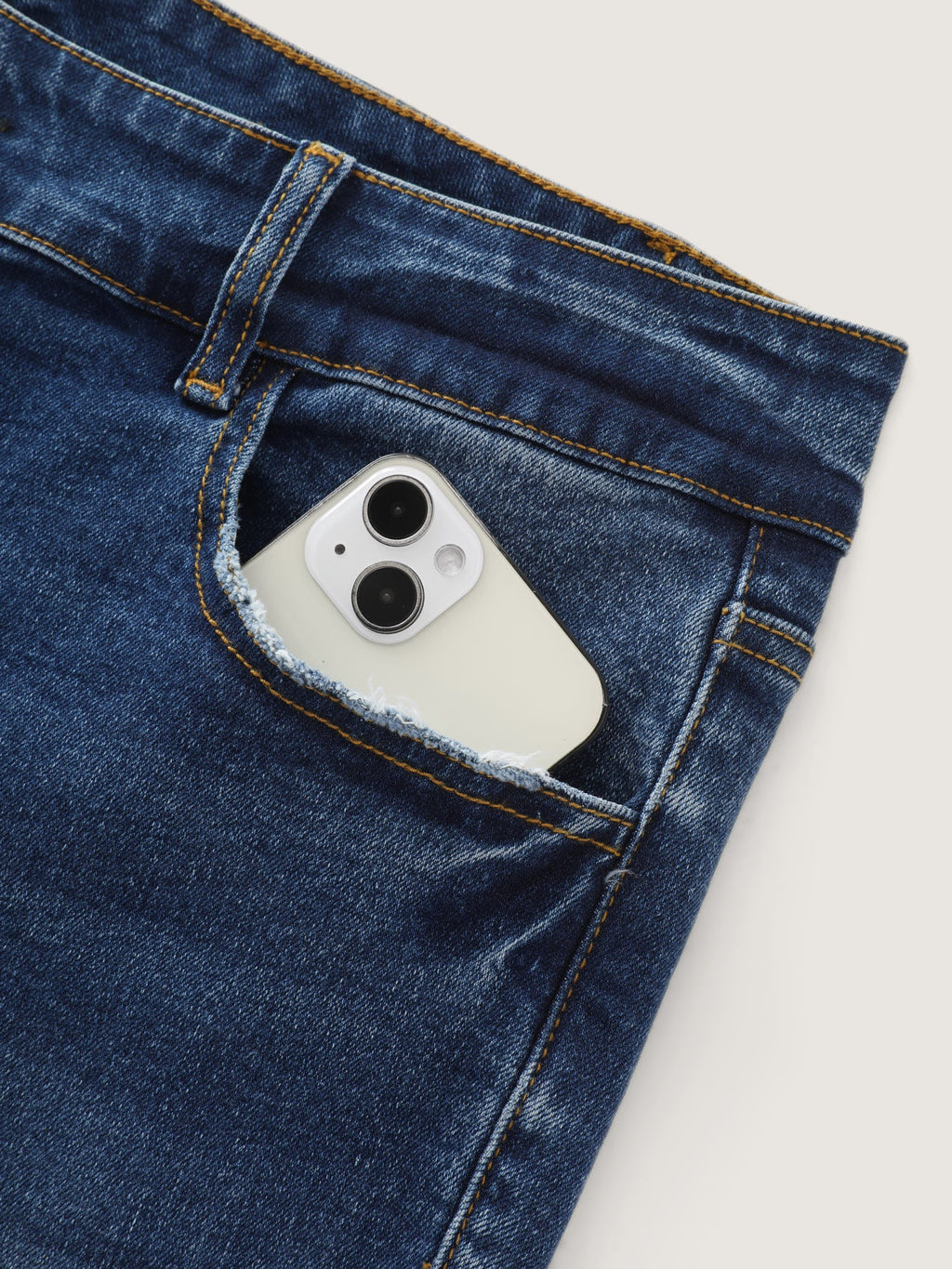 Stretchy Waist Straight-Leg Mid-Rise Jeans