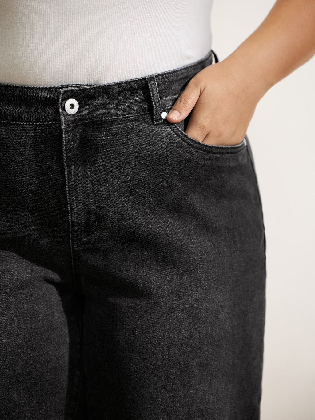Vintage Wash Stretchy Straight-Leg Jeans