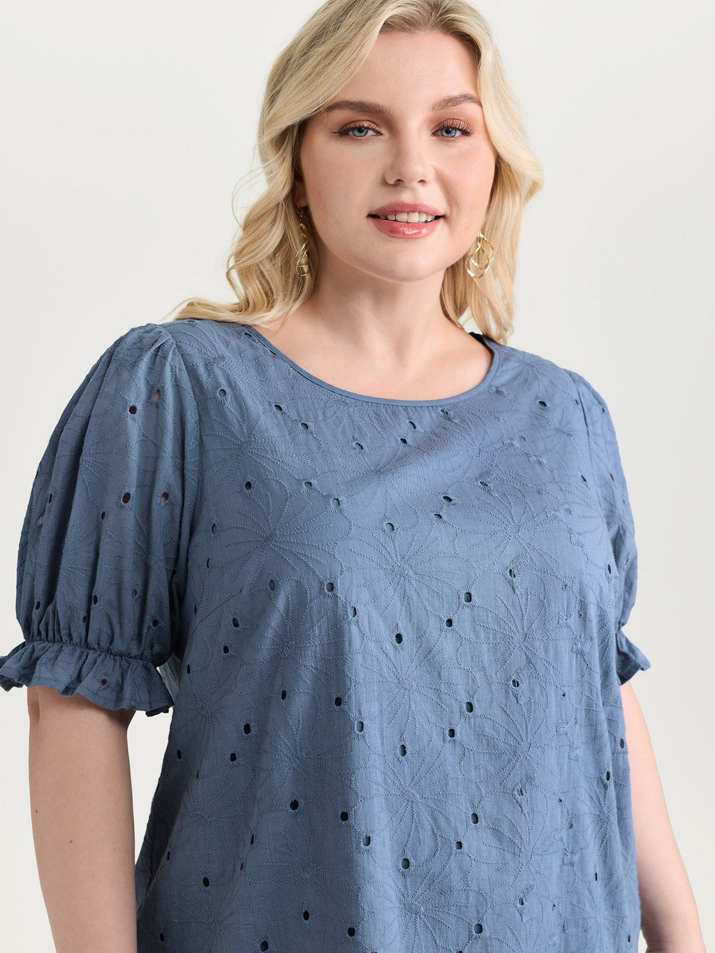Floral Eyelet Trim Stretchy Cuff Sleeve Blouse