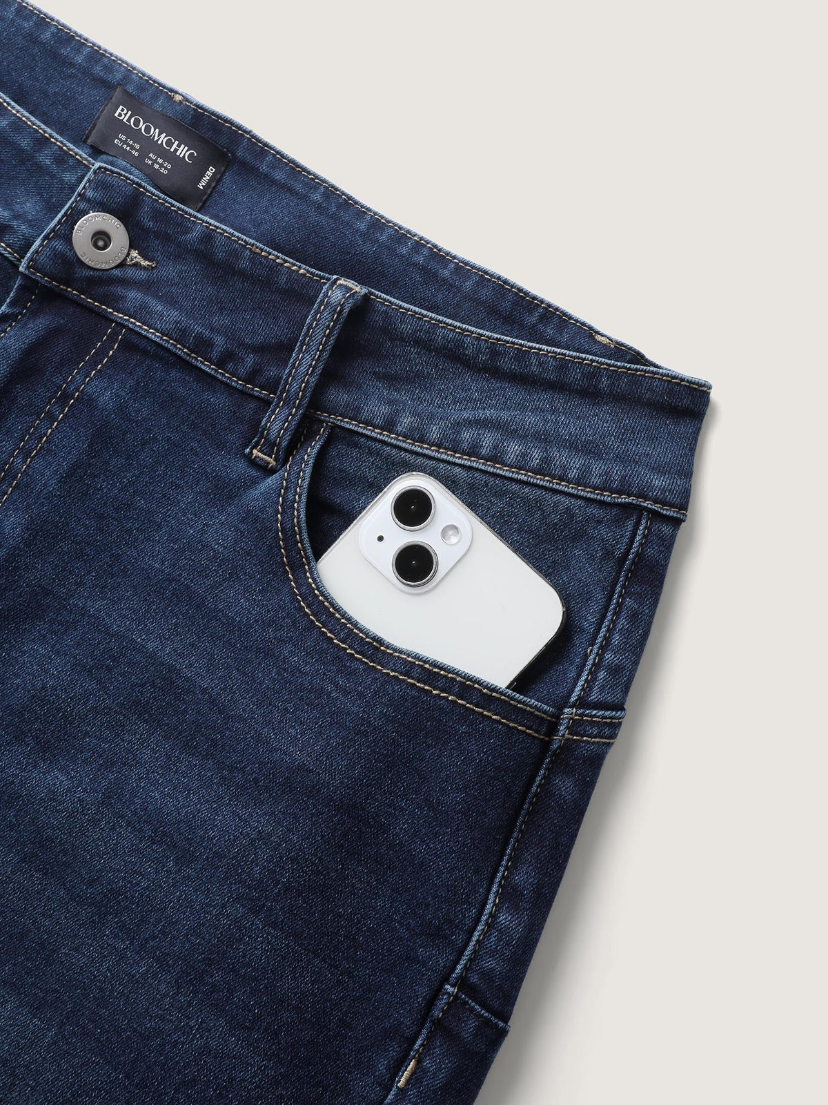 No Waist Gap Flared Cropped Jeans