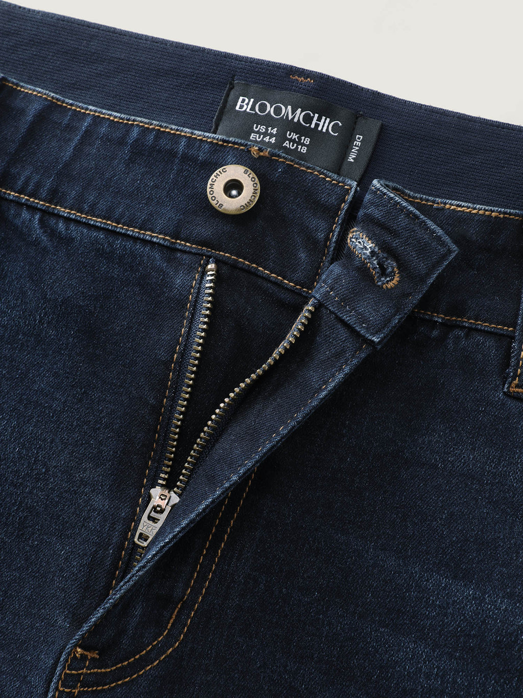 Stretchy Skinny-Fit Capri Jeans