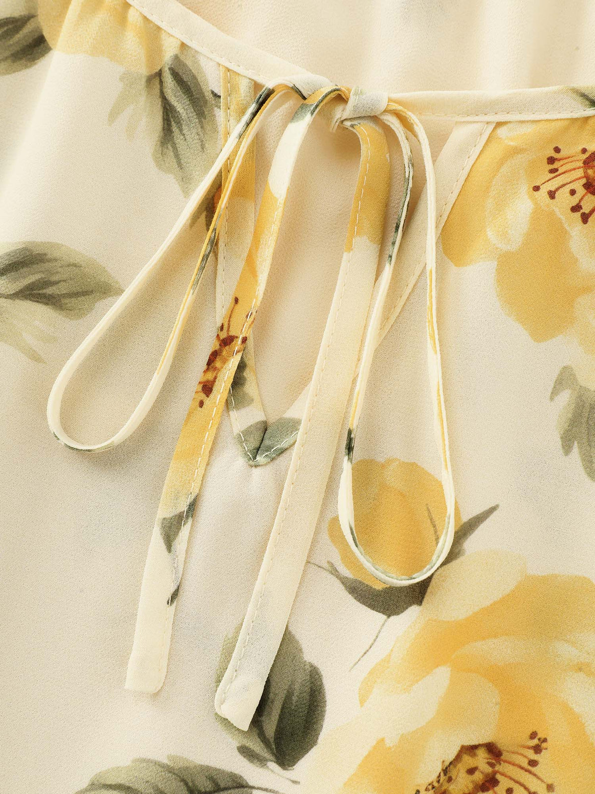 Floral Print Neck Cut-Out Blouse