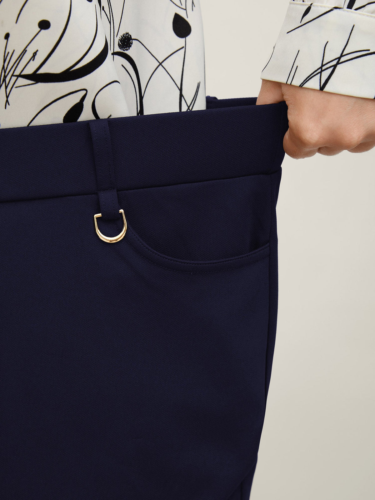 Pull-On Solid Bootcut Pants