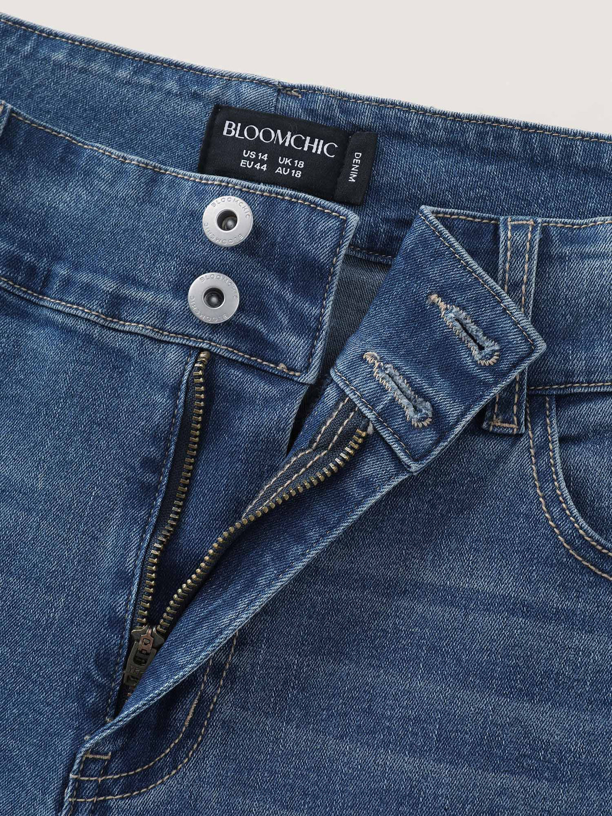 Stretchy Skinny-Fit Cropped Jeans
