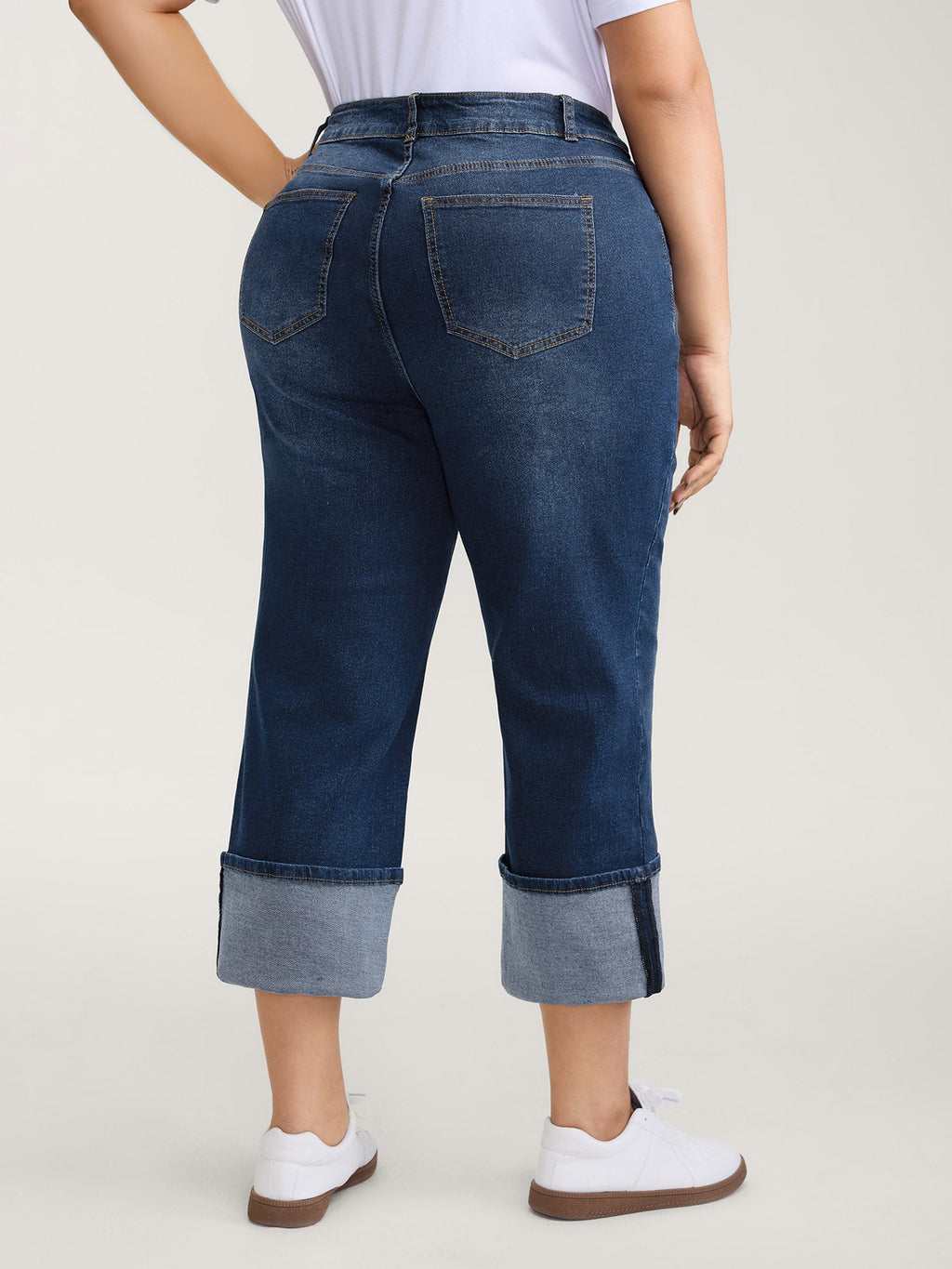 Thigh-Friendly Capri Straight-Leg Jeans