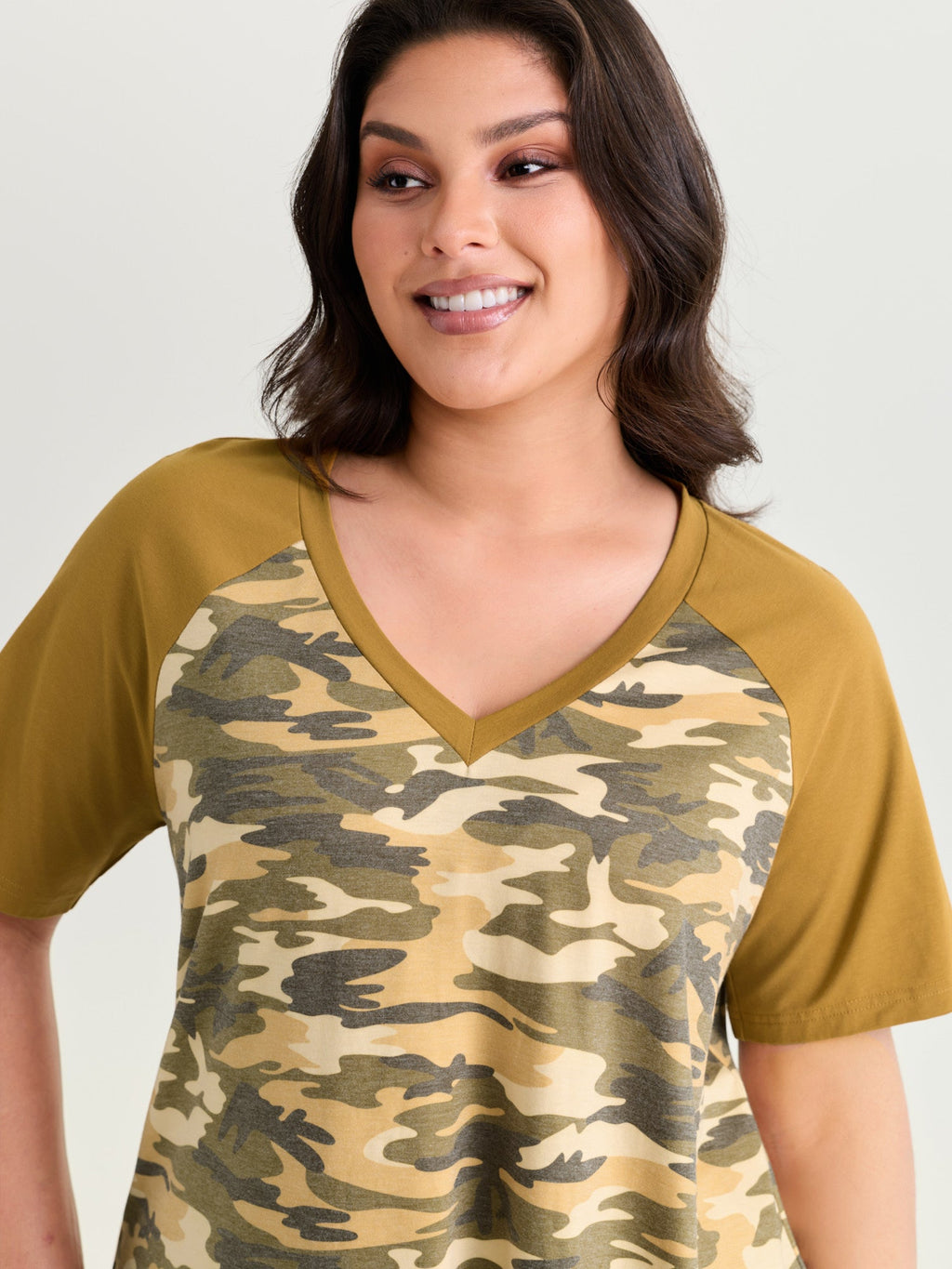 Camouflage Print Raglan Sleeve T-Shirt