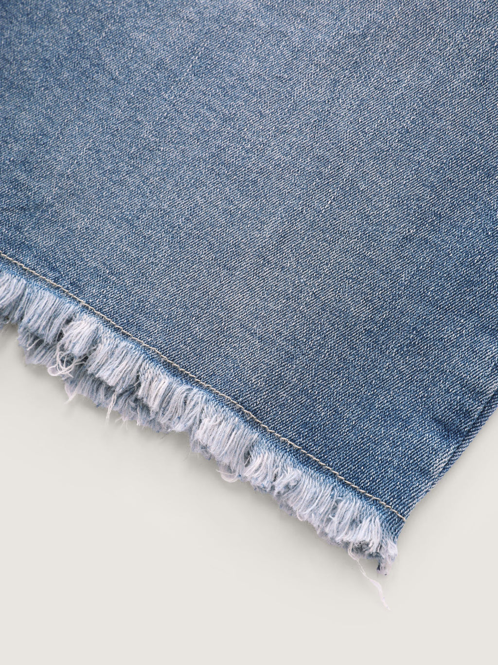 No Gap Waist Skinny-Fit Denim Shorts