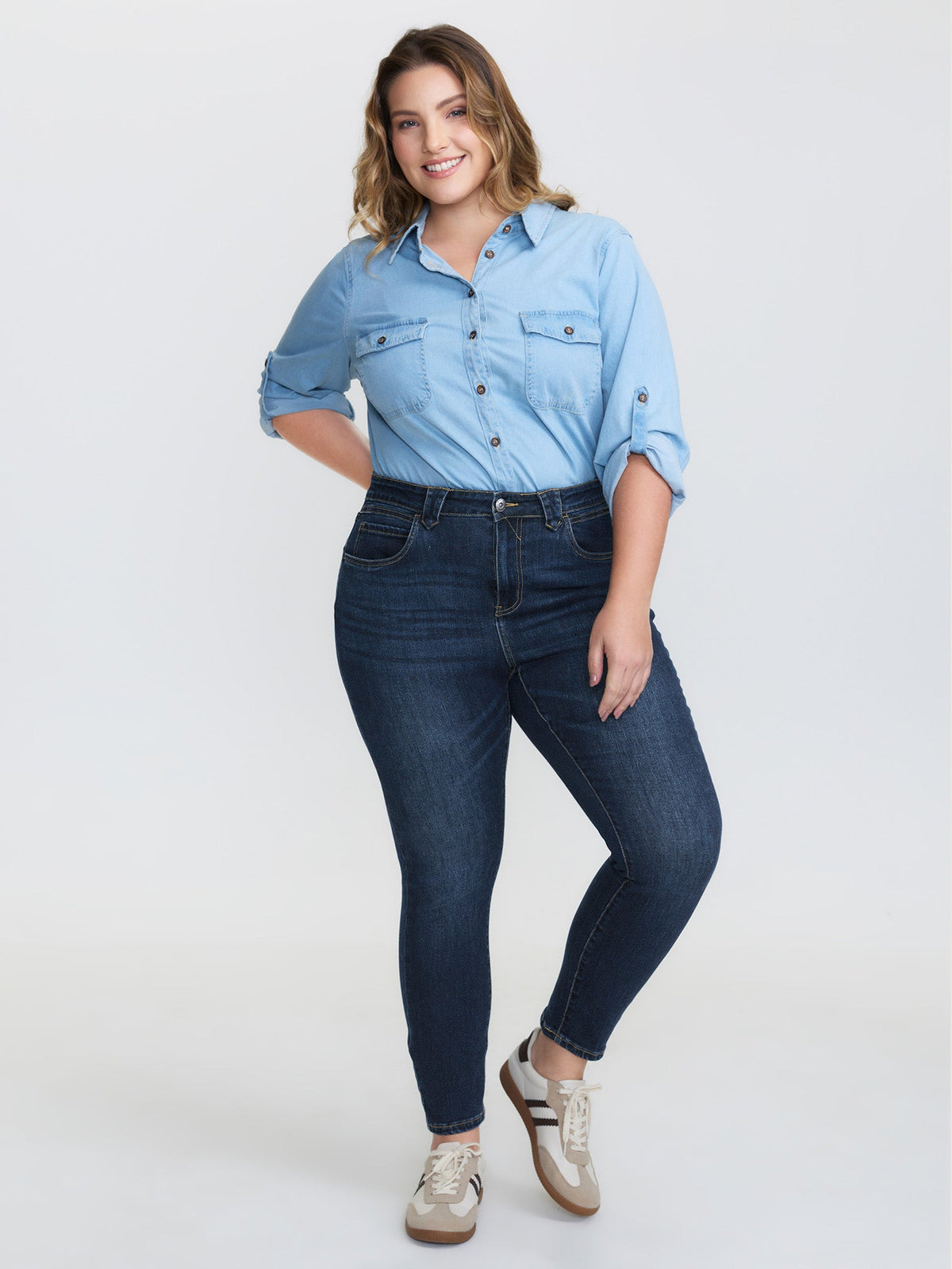 Supersoft Mid-Rise Everyday Bootcut Jeans