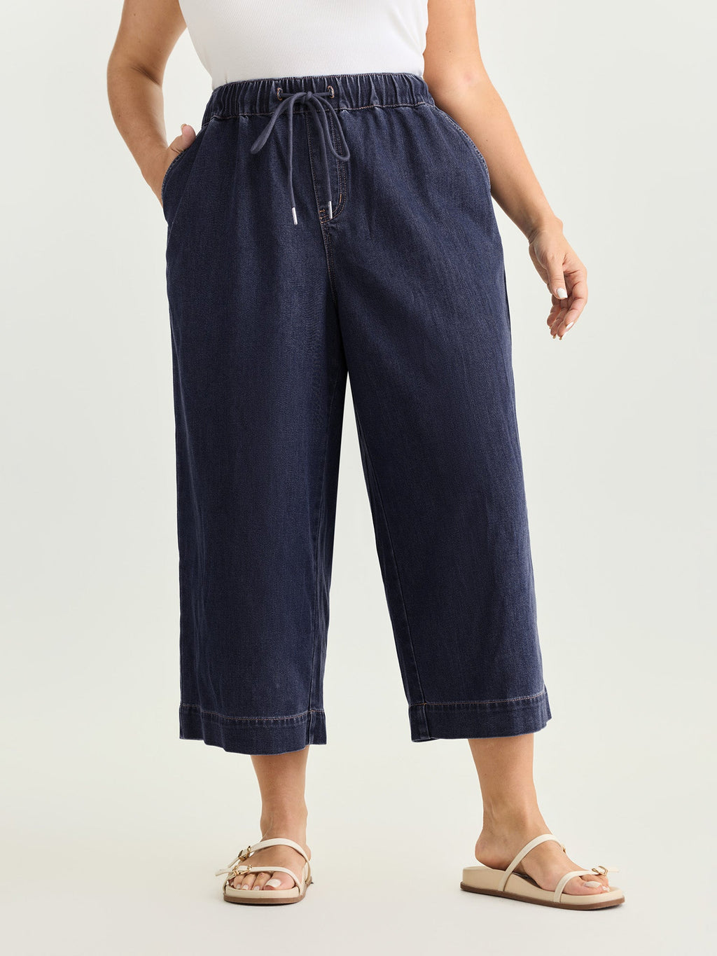 Elastic Drawstring Waistband Wide-Leg Jeans
