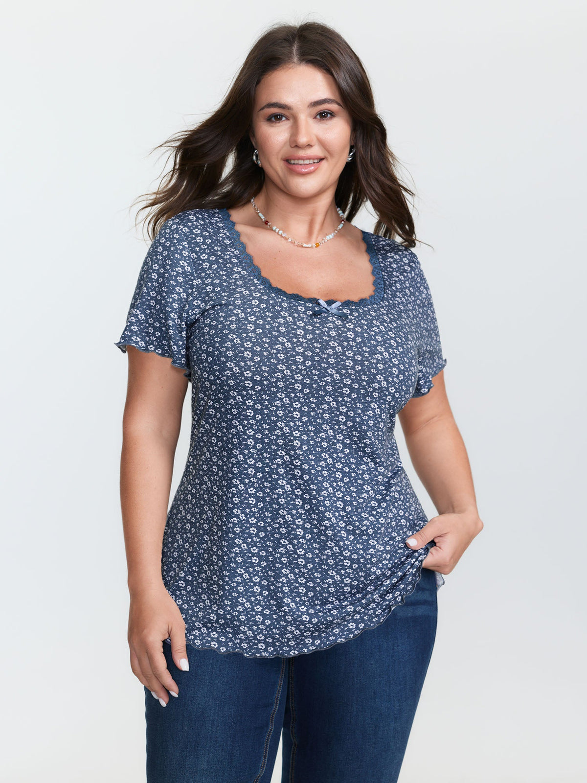 Floral Print Lace Neckline T-Shirt