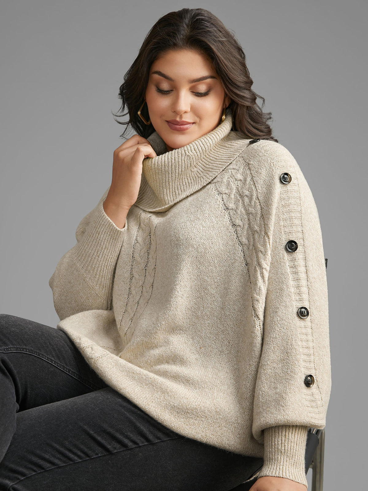Turtleneck Cable Knit Asymmetrical Hem Pullover