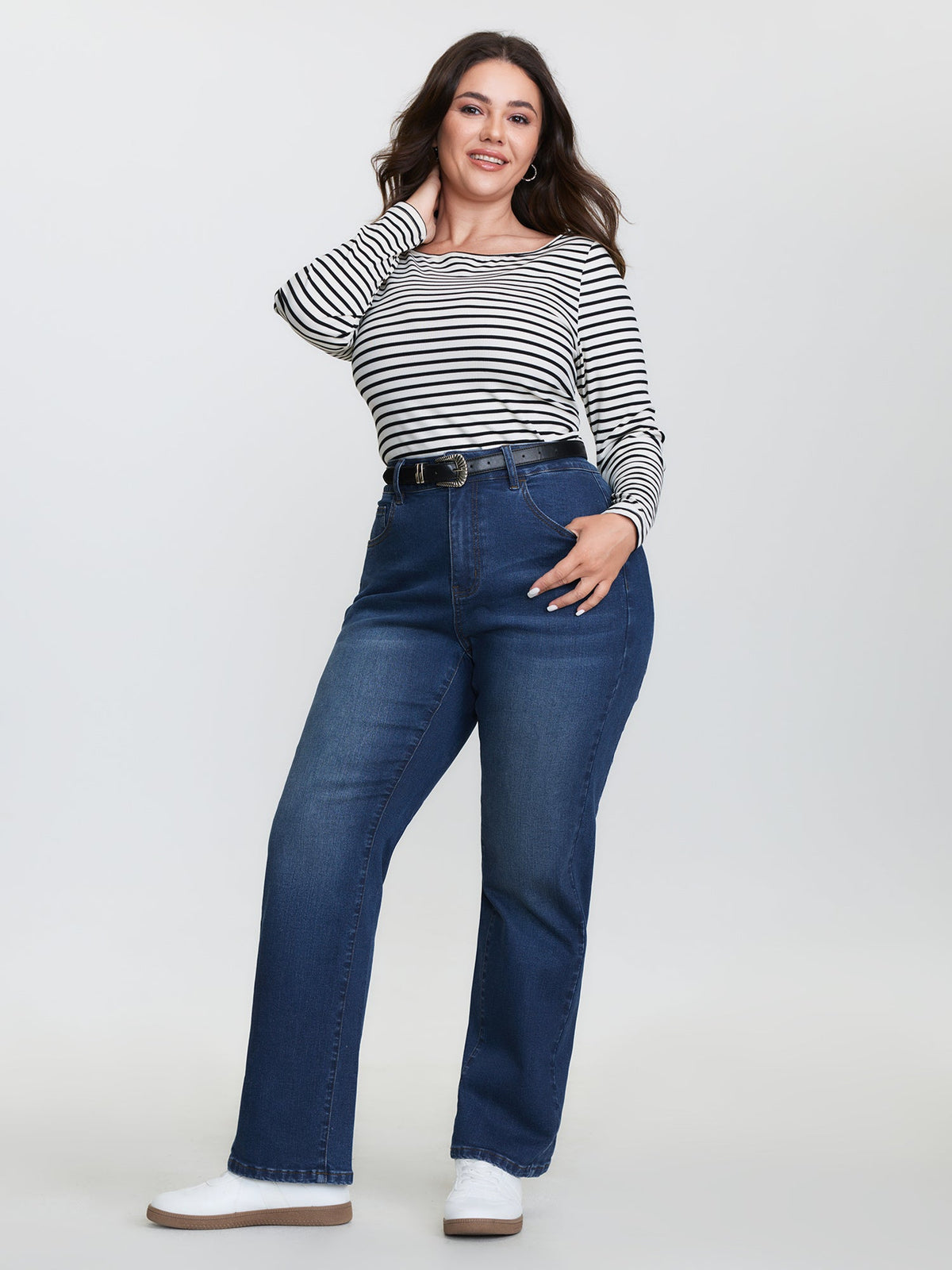 Thigh-Friendly Back Elastic Waist Straight-Leg Jeans