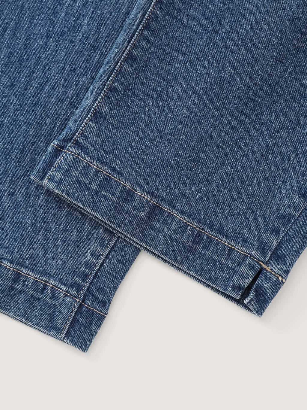Stretchy Skinny-Fit Cropped Jeans