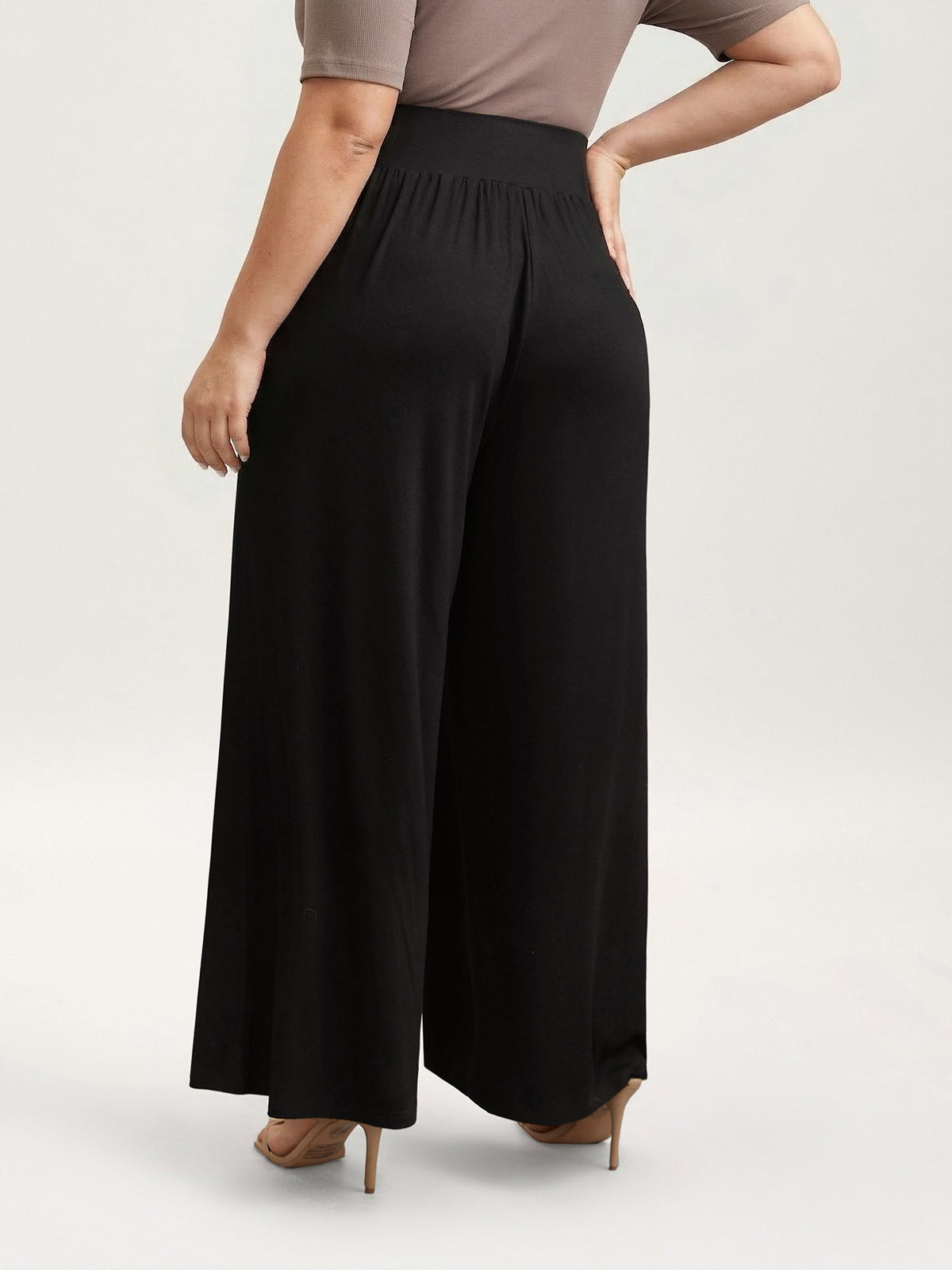 Stretchy Waist Straight-Leg Pants
