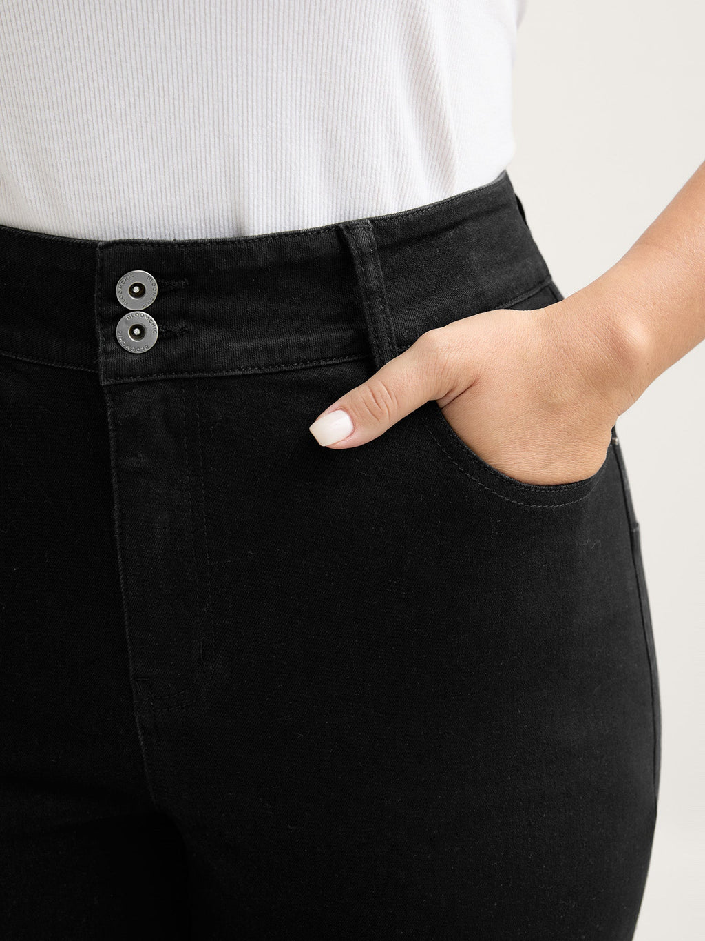 Hip Sculpting High Rise Cropped Jeans