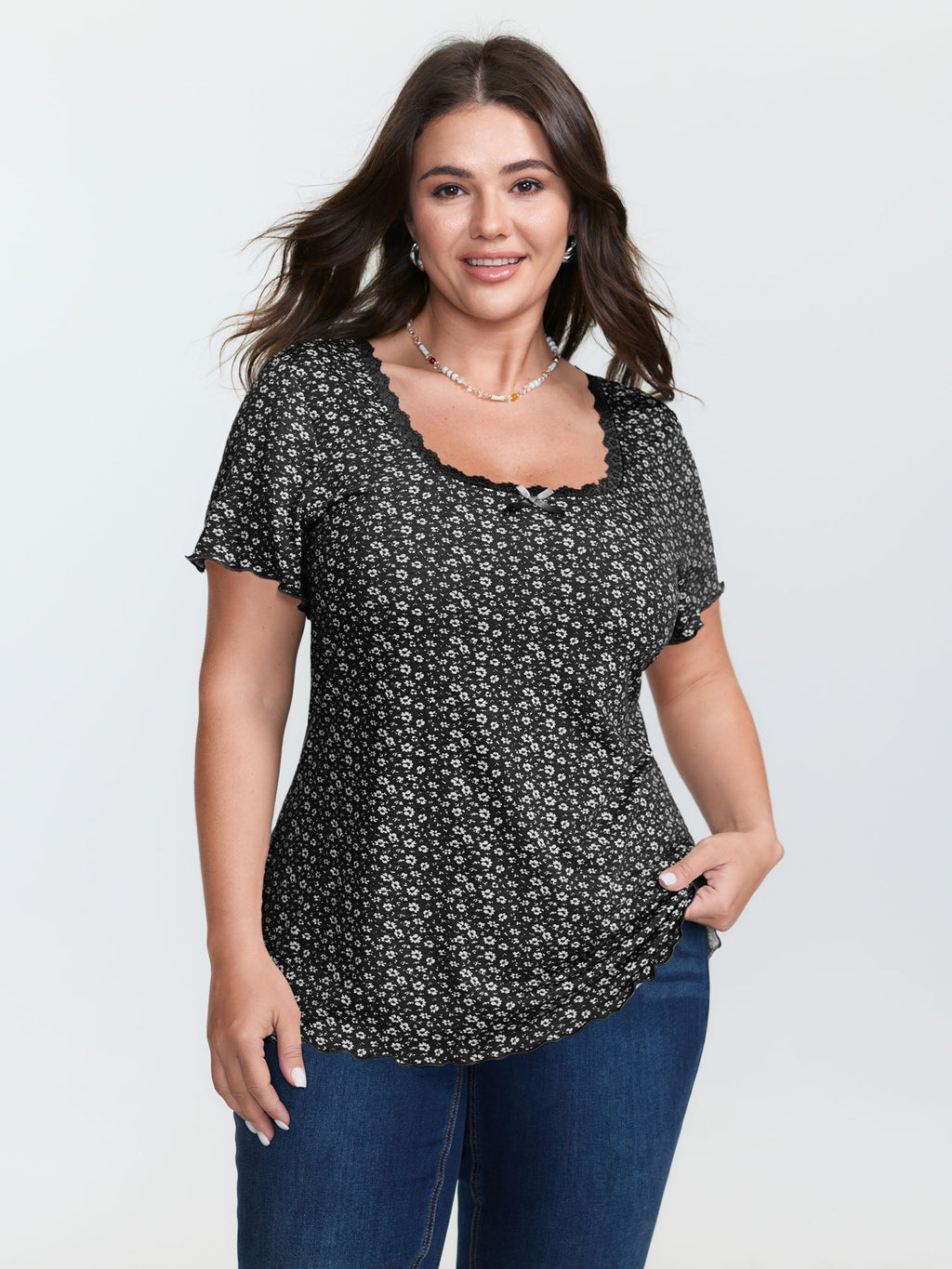 Floral Print Lace Neckline T-Shirt