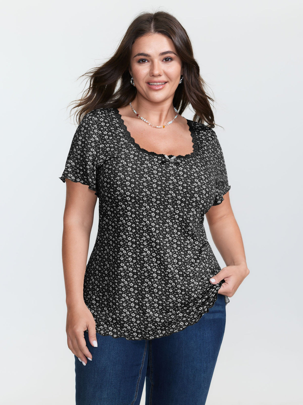 Floral Print Lace Neckline T-Shirt