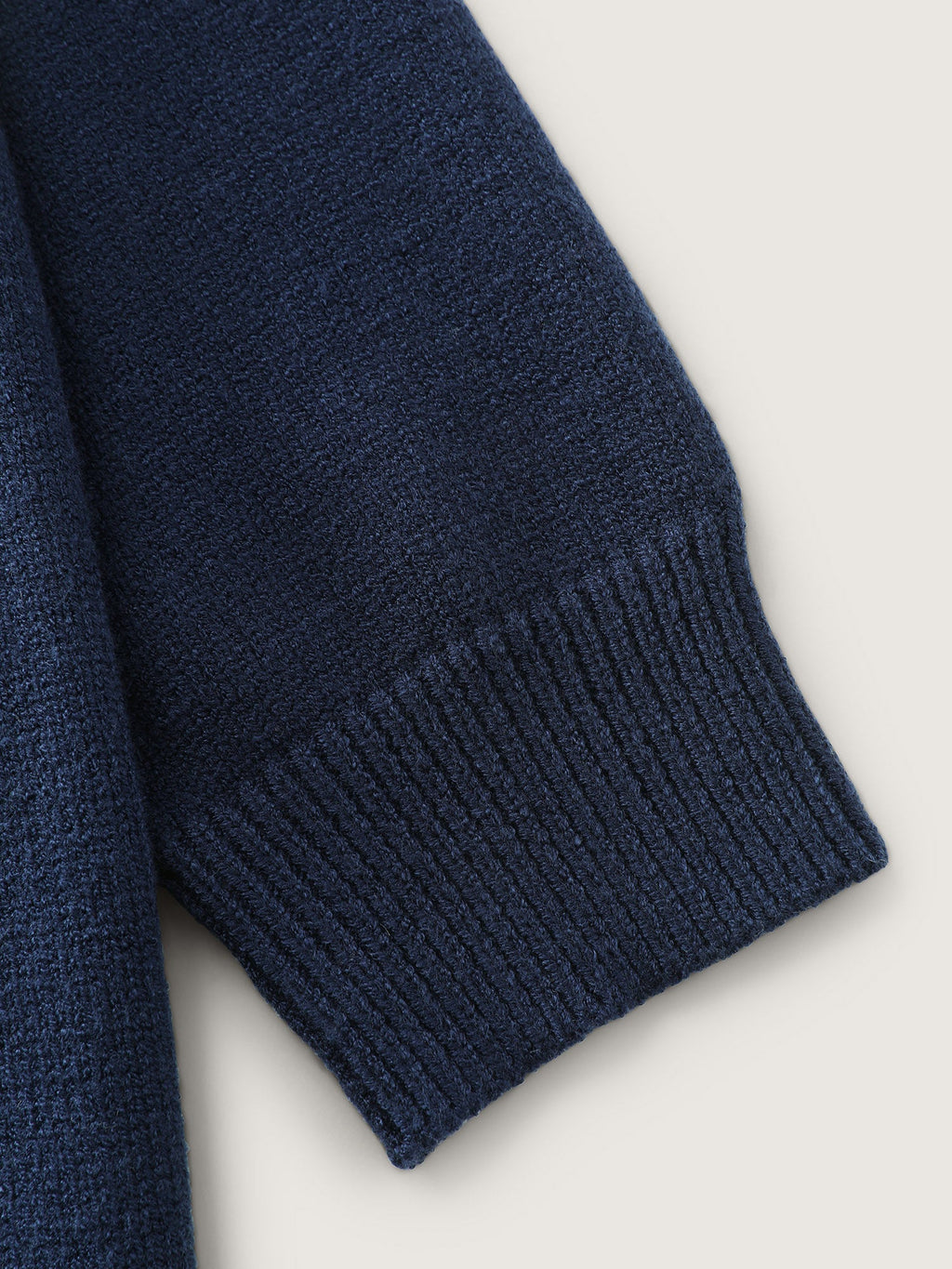 Supersoft Bow Pattern Jacquard Blend Pocket Pullover