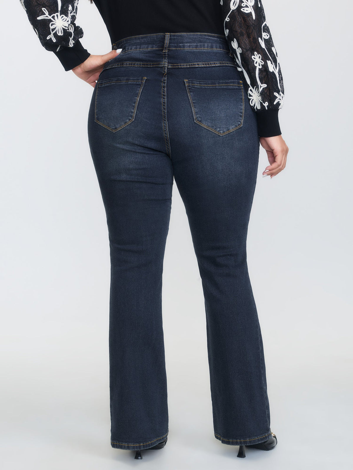 Thigh-Friendly Stretchy Flared Jeans