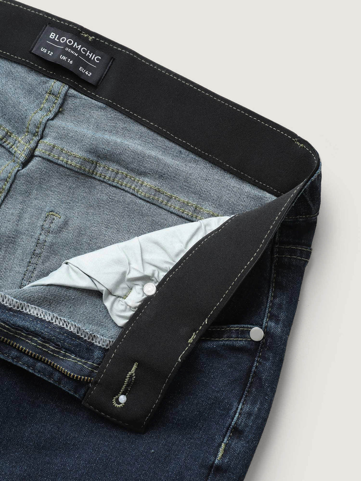 Pull-On Moderate Stretch Skinny-Fit Jeans