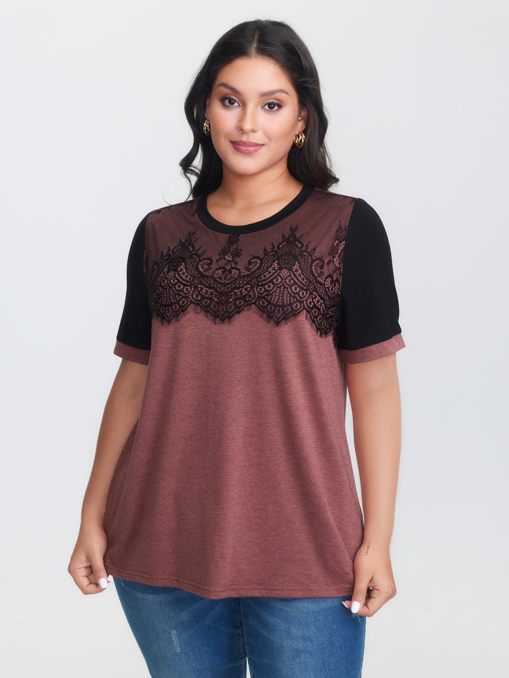 Stretchy Scalloped Lace Color Contrast T-Shirt
